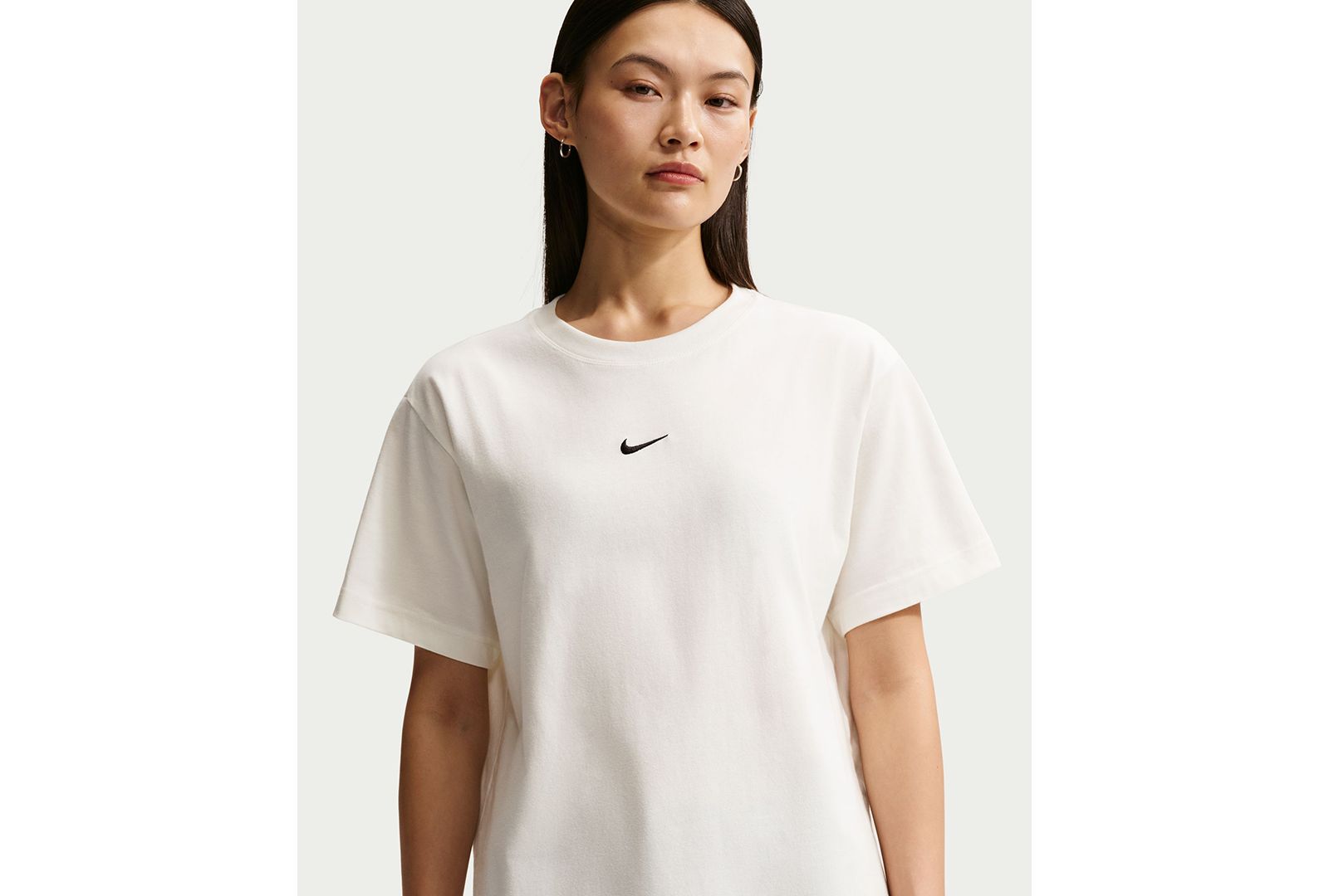 Nike Women's Sportswear Crewneck T-Shirt