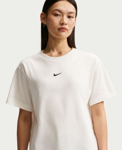 Nike Women's Sportswear Crewneck T-Shirt
