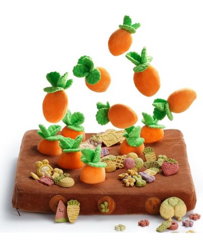 Nocciola 12 PCS Carrot Squeaky Dog Toys with Puzzle Feeding Carrot Patch