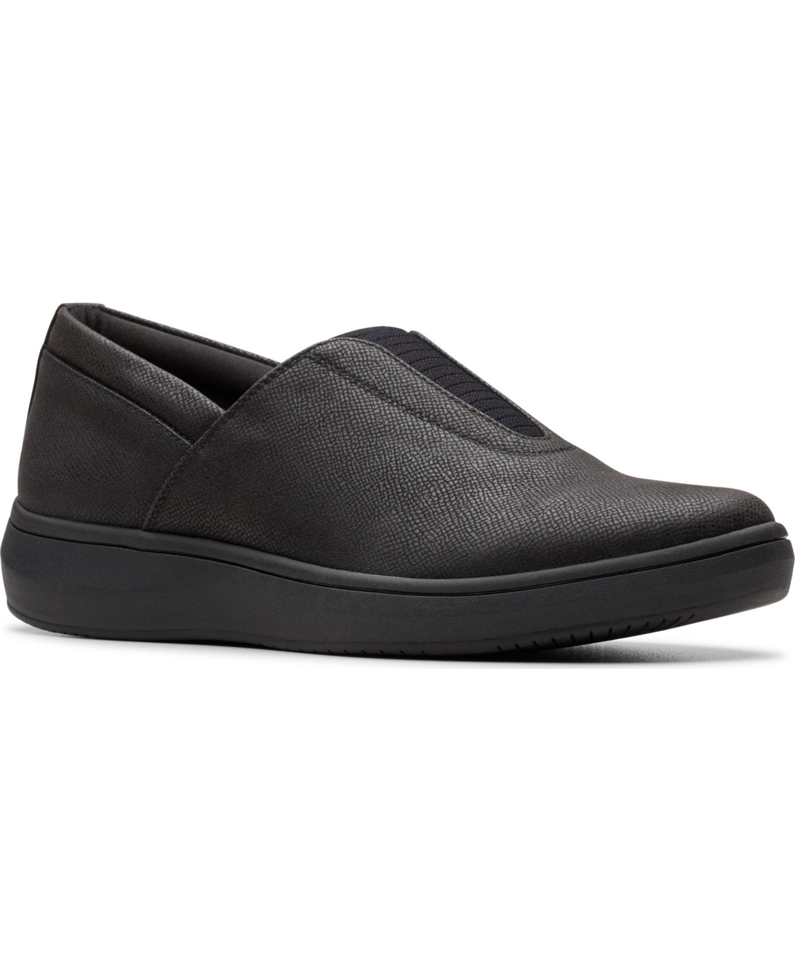 Clarks Women's Cloudsteppers Breeze Sky Ria Round Toe Shoes