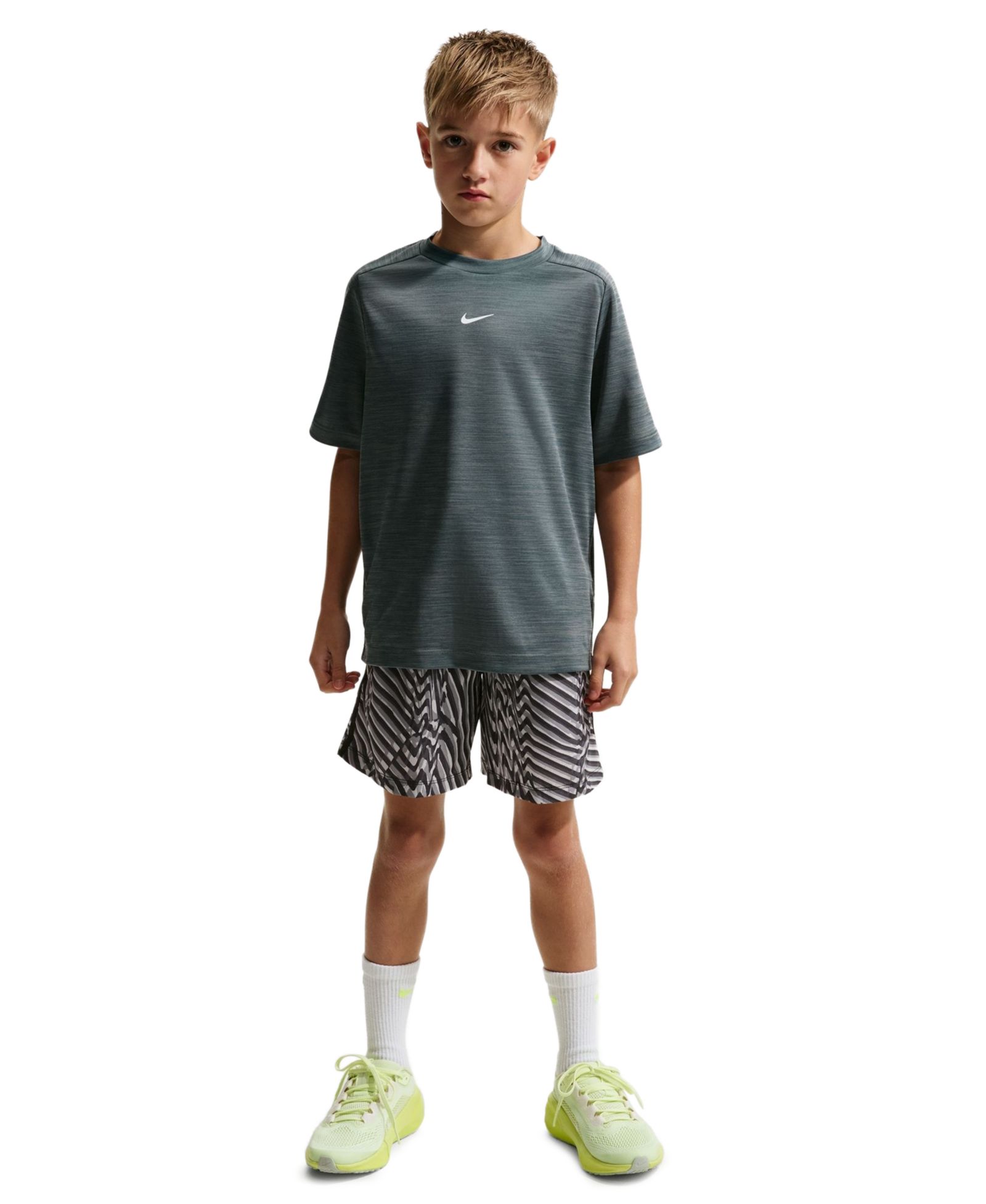 Детские спортивные шорты Nike Boys' 8-20 Dri-FIT Woven Training Shorts