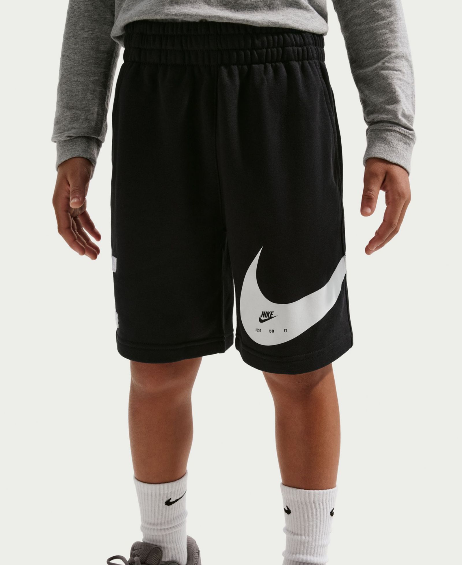Детские шорты Nike Sportswear Club Logo Detail