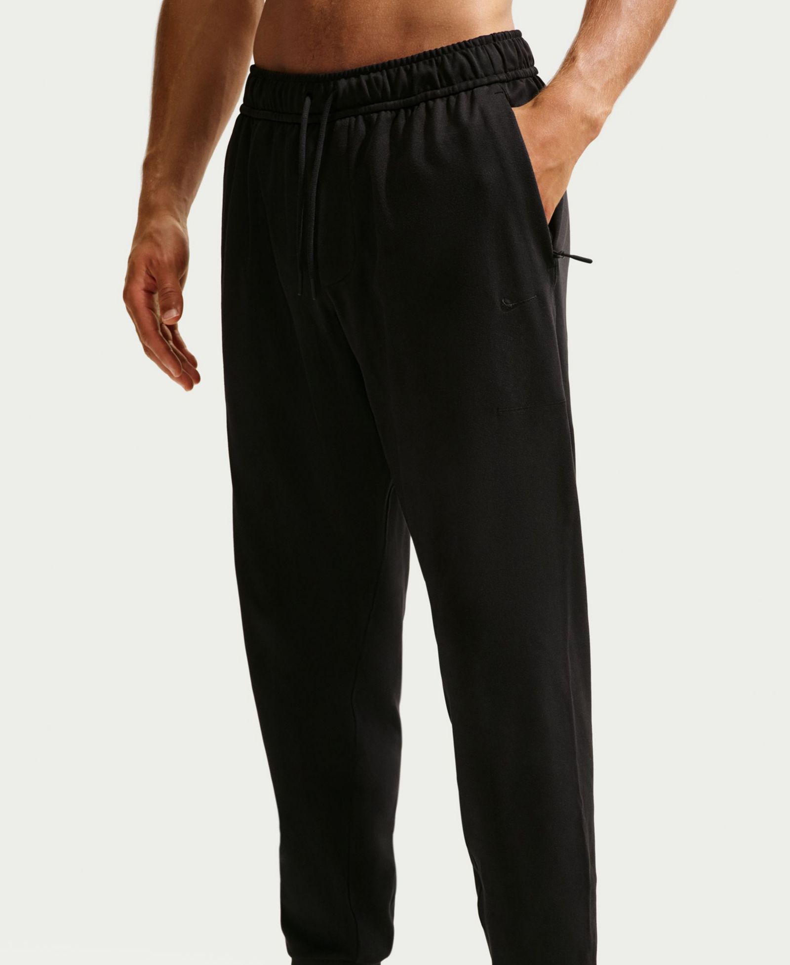 Nike Men's Primary NanoKnit Dri-FIT UV Protection Performance Joggers