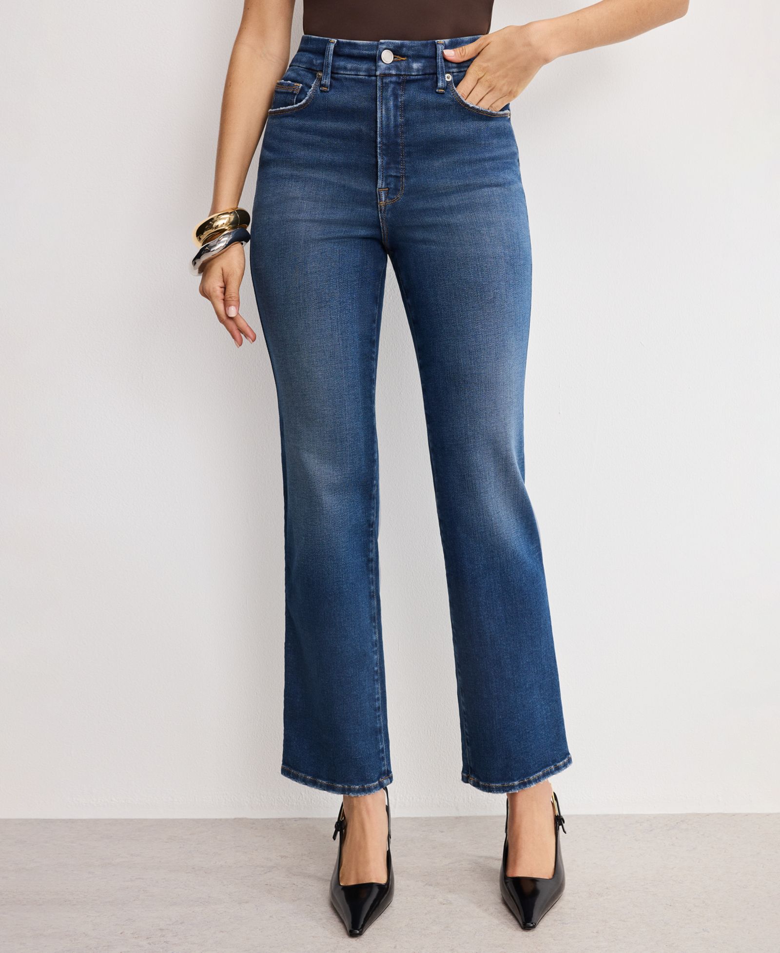 Good American Women's Soft Tech Good Curve Straight Jeans, Regular & Plus Size