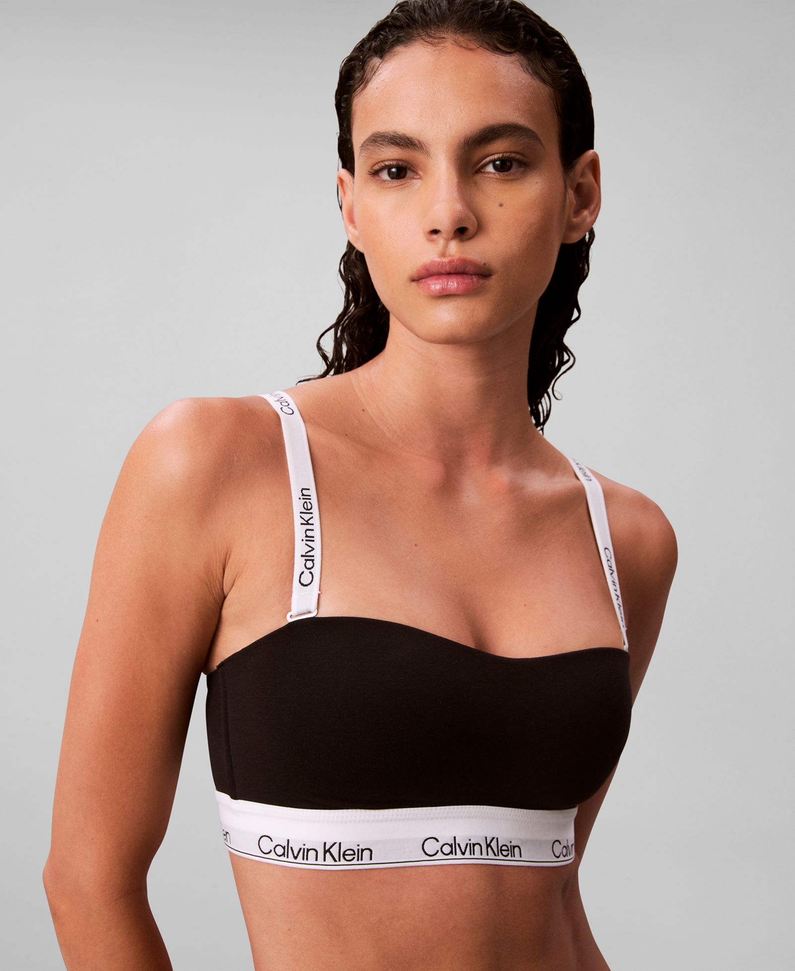 Женский топ-бра Calvin Klein Icon Cotton Bandeau QF8497