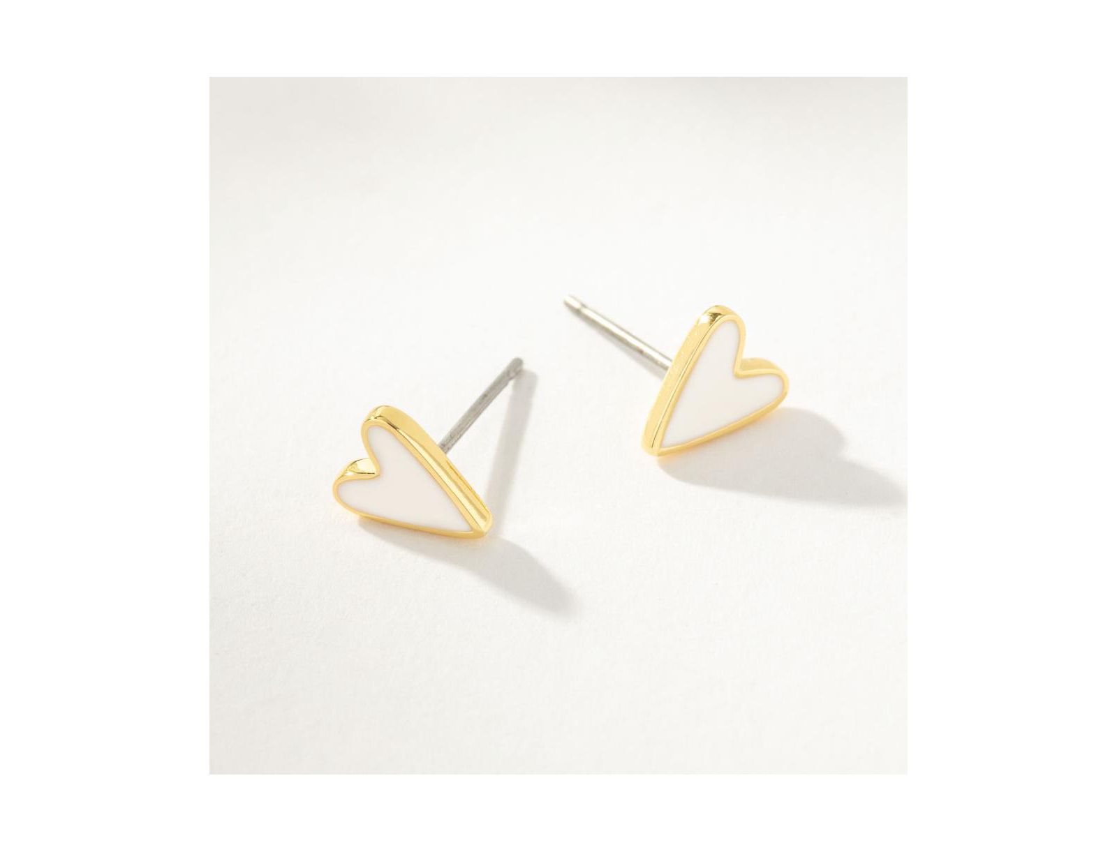 Серьги-гвоздики Uncommon James 14K Gold-Plated Enamel Heart