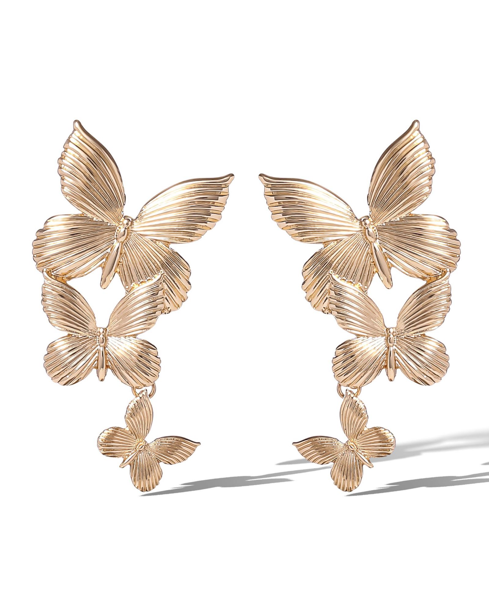 Jessica Simpson серьги-подвески Cascading Butterfly в золотом цвете