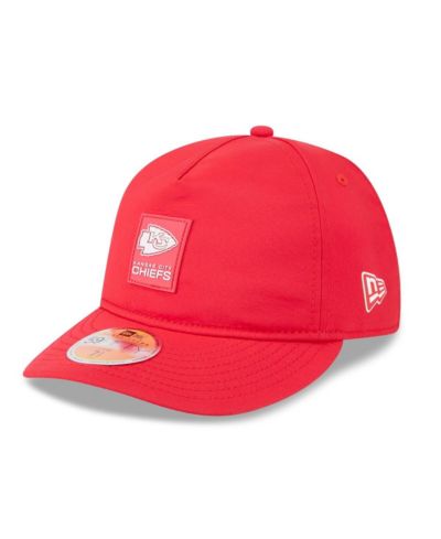 Мужская кепка New Era Red Kansas City Chiefs 2025 Sideline Retro Crown 59FIFTY Fitted