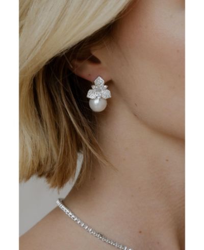 Untamed Petals Серьги Sophie Pearl Drop
