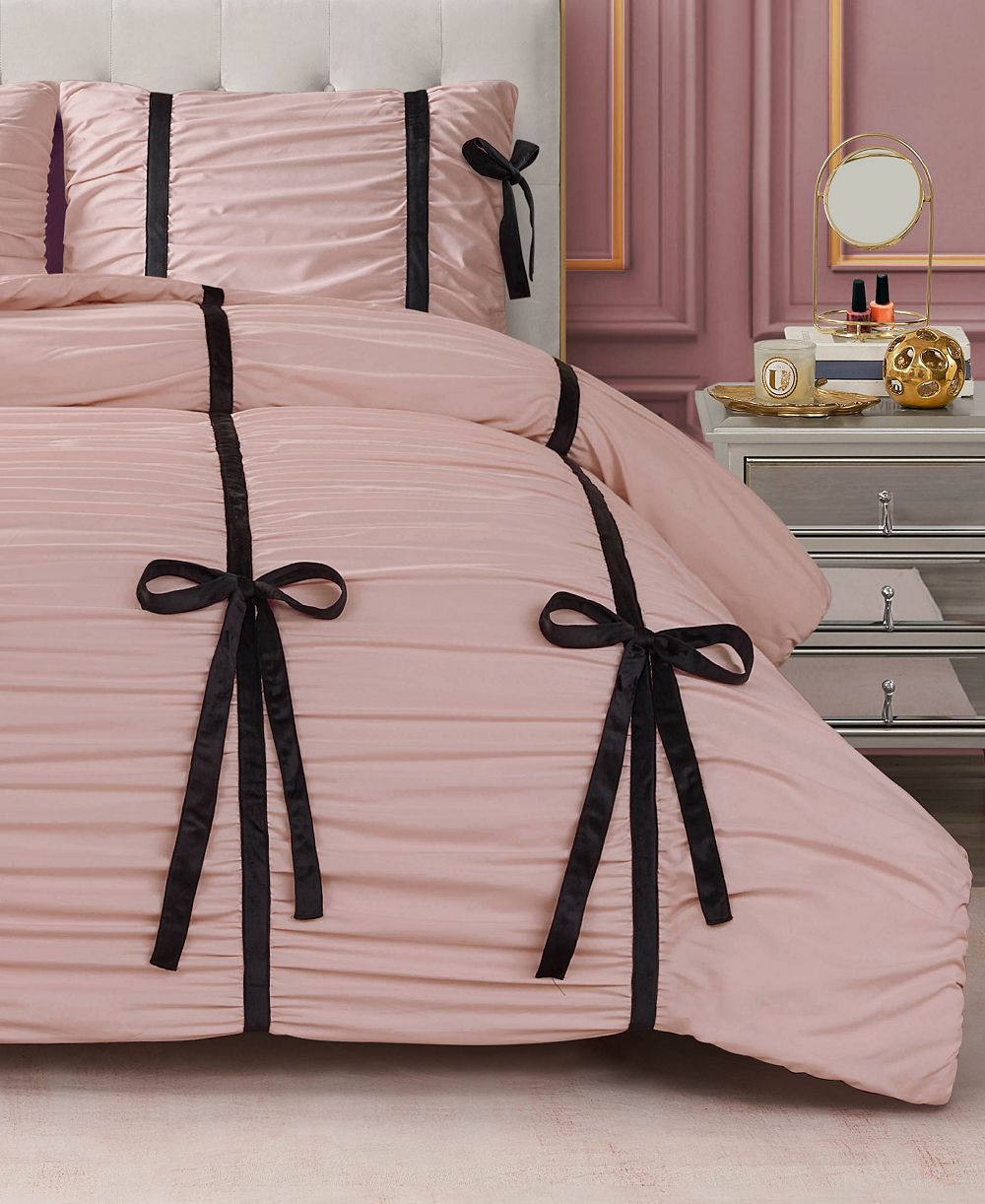 Комплект постельного белья Juicy Couture Amelie Velvet Bows Ruched, 3 предмета, размер King