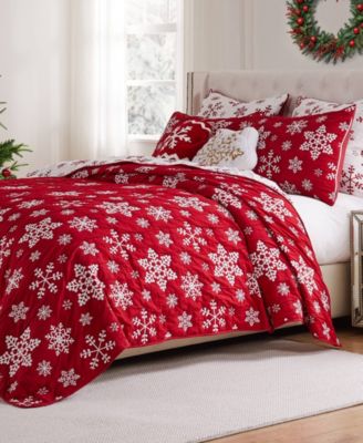 Greenland Home Fashions Snowflakes Holiday Matelassé 2-Pc. Coverlet Set, Twin