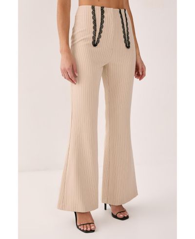 Женские зауженные брюки с кружевной отделкой от Nasty Gal