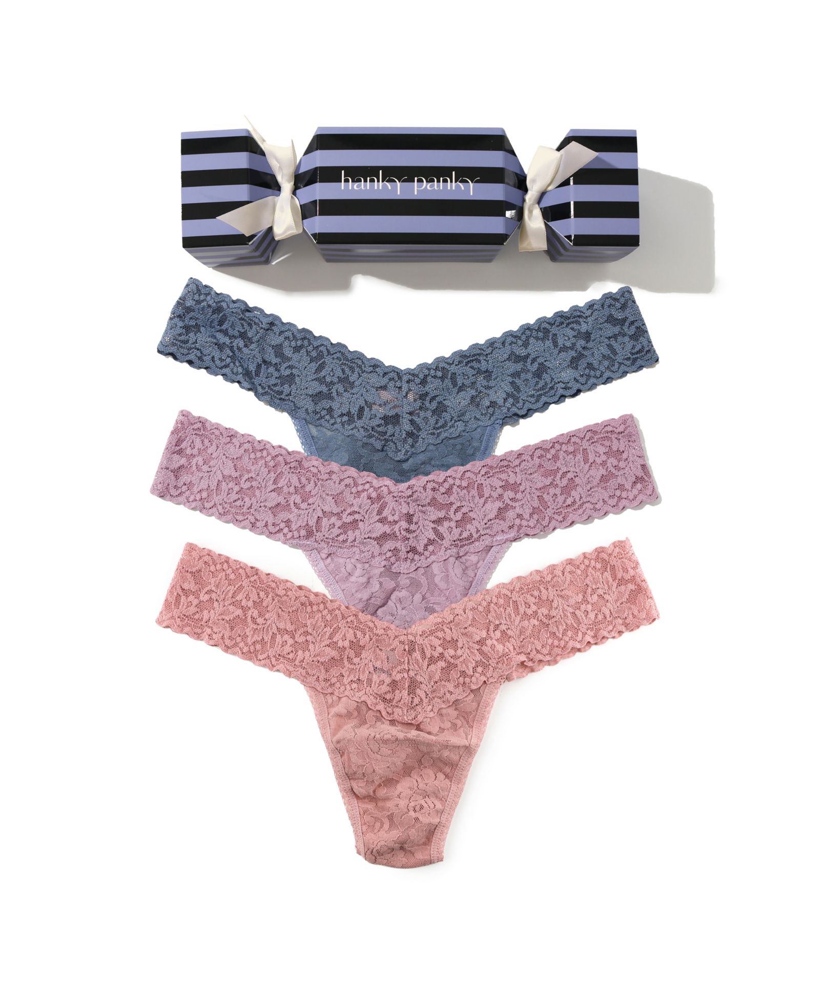 Трусики Hanky Panky Women's Signature Lace Low Rise 3 Pack