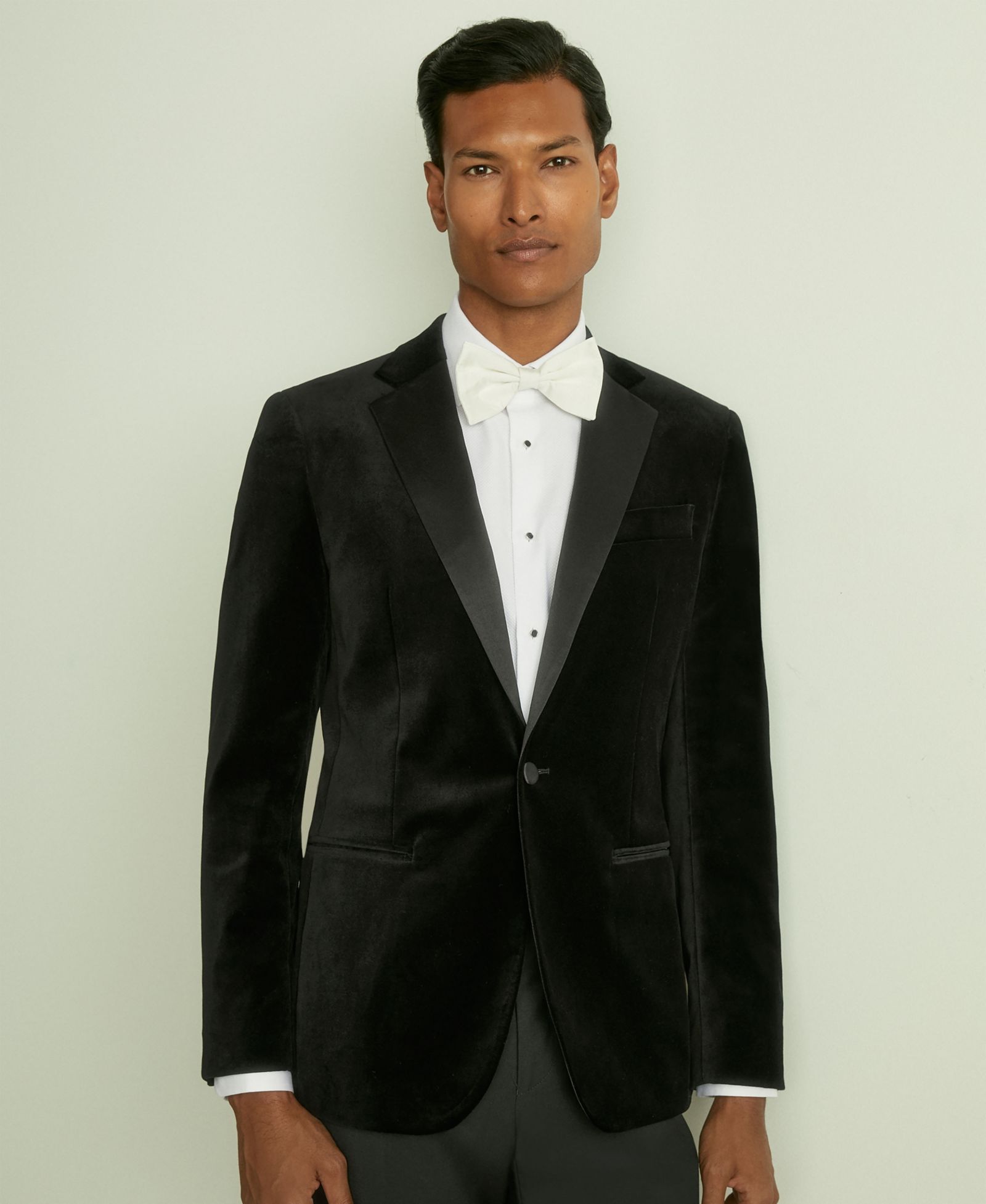 REISS Men's Ace Tailored-Fit Single-Breasted Velvet Blazer