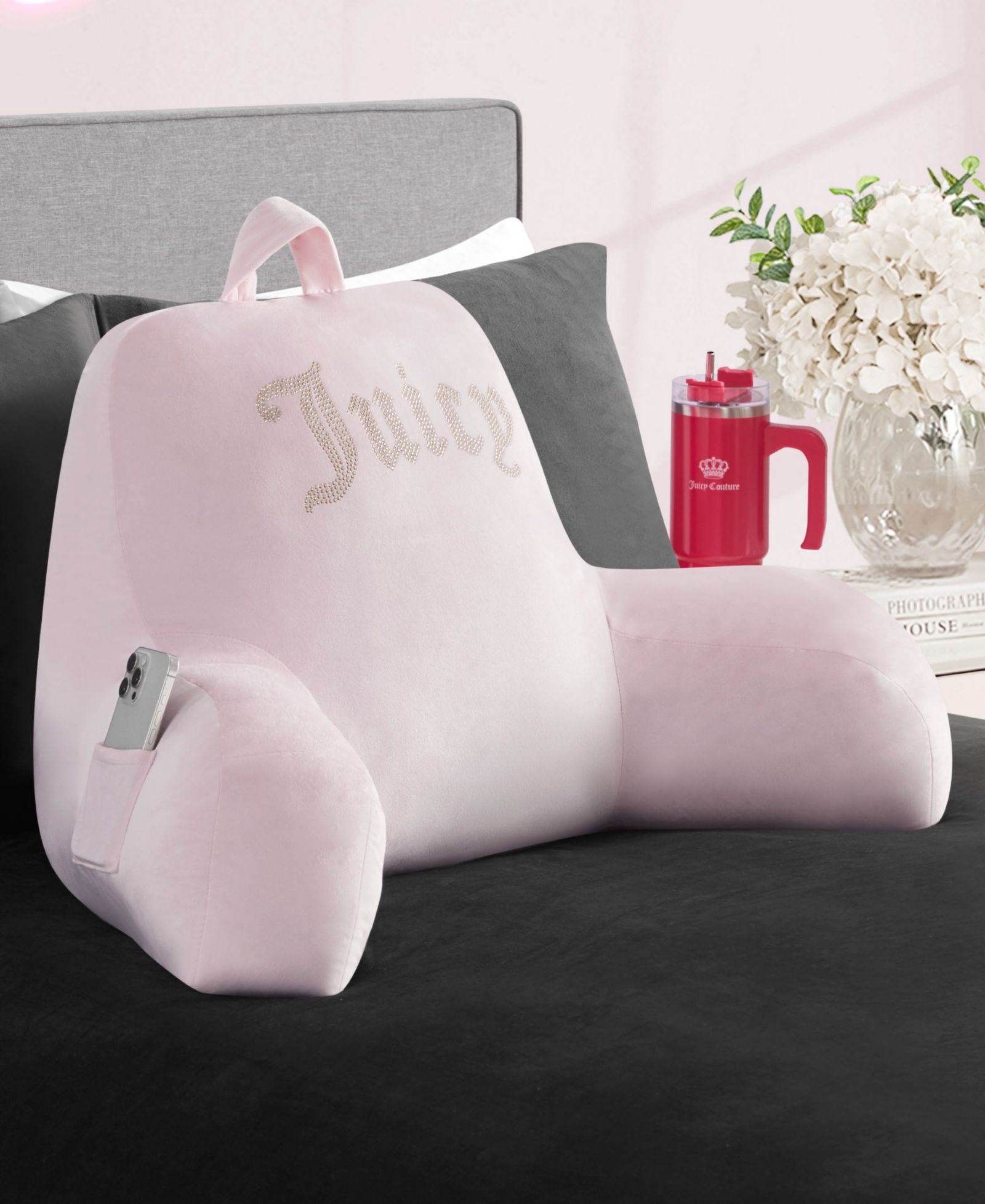 Подлокотник Juicy Couture Rhinestone Logo Pocketed, 30" x 17"