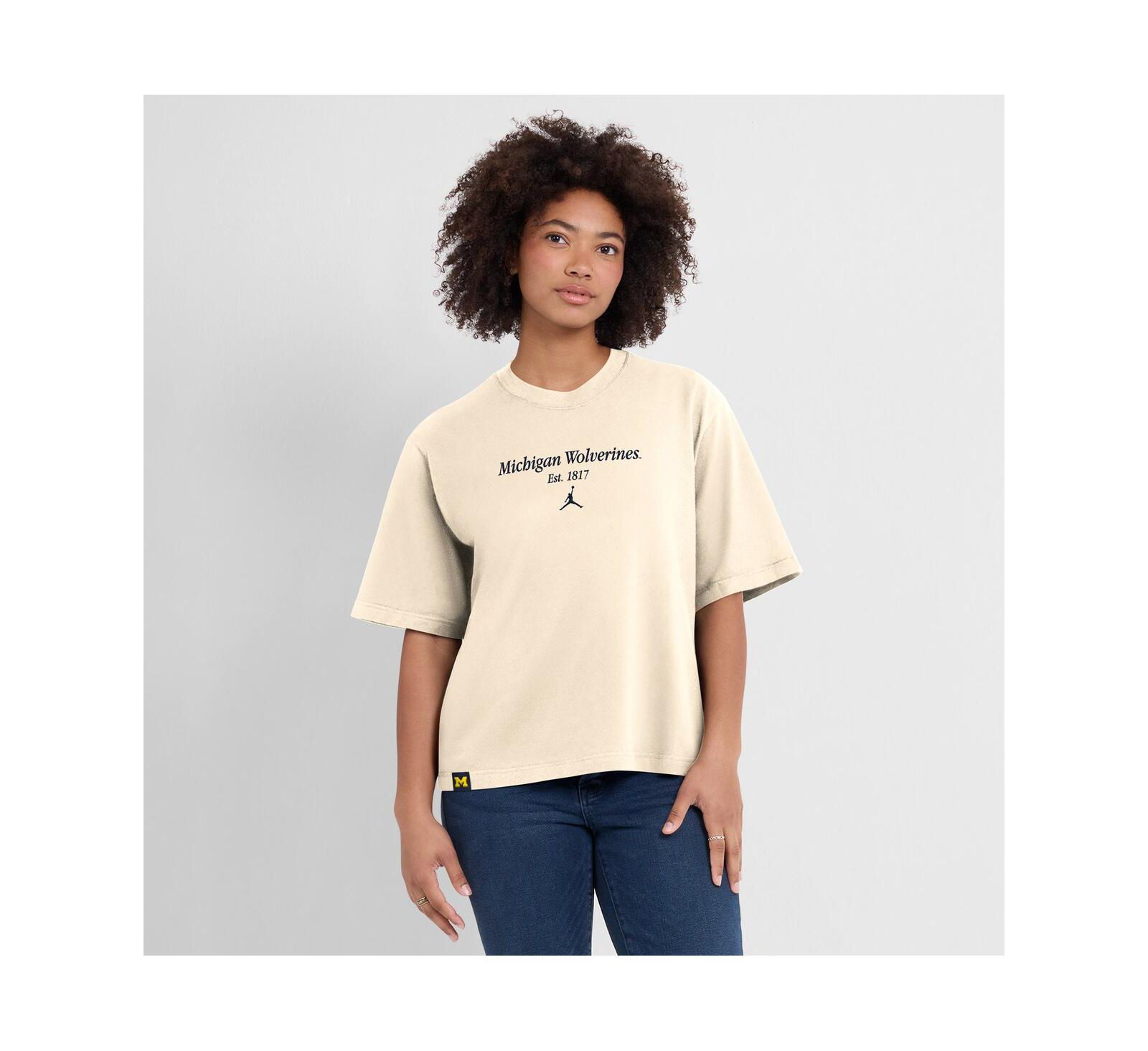 Женская укороченная футболка Jordan Cream Michigan Wolverines Established Tag Boxy T-Shirt