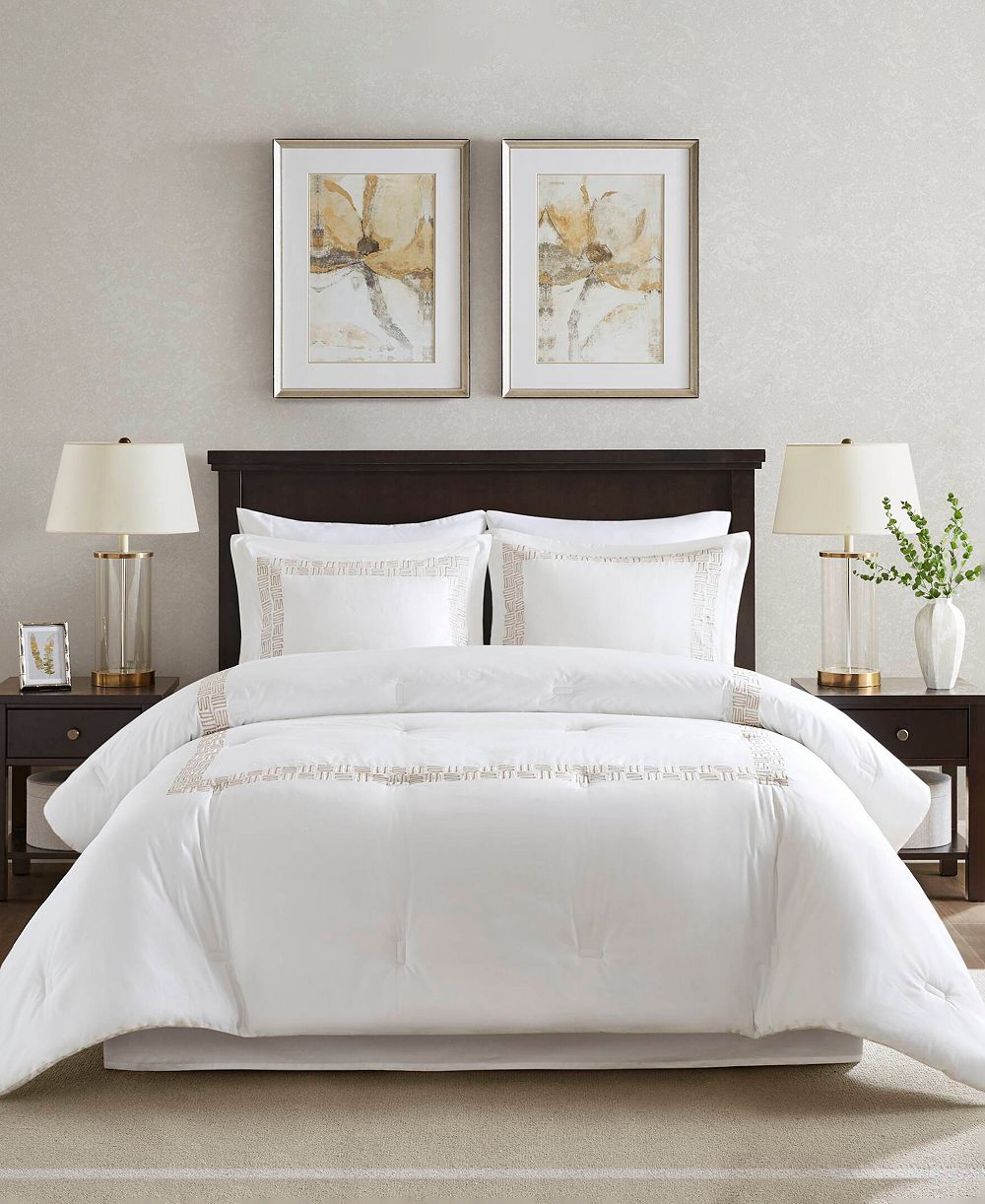 Комплект комфортеров Harbor House Nile Embroidery Oversized 4-Pc. Set, Queen