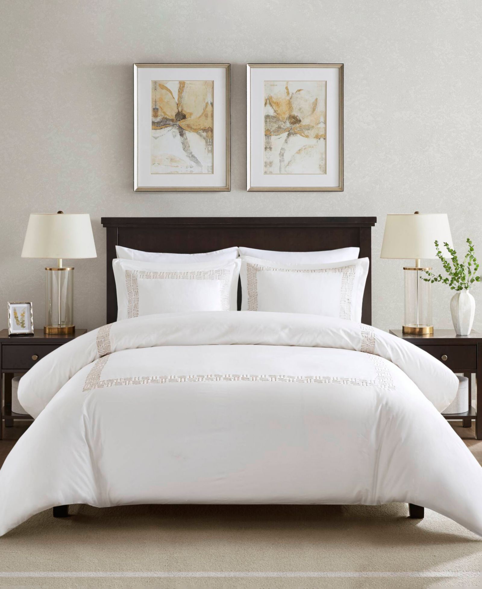 Комплект из 3 предметов Harbor House Nile Embroidery Duvet Cover, King/California King