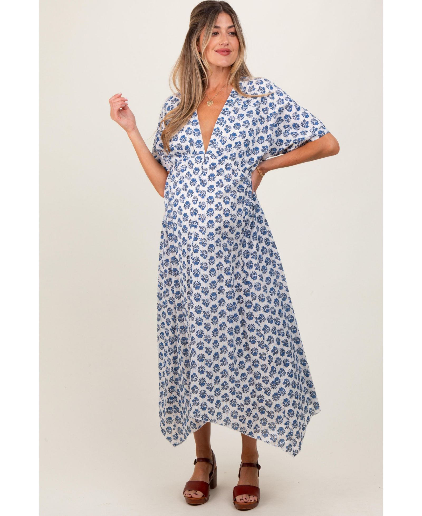Женское платье макси Pinkblush Navy Floral с глубоким V-образным вырезом