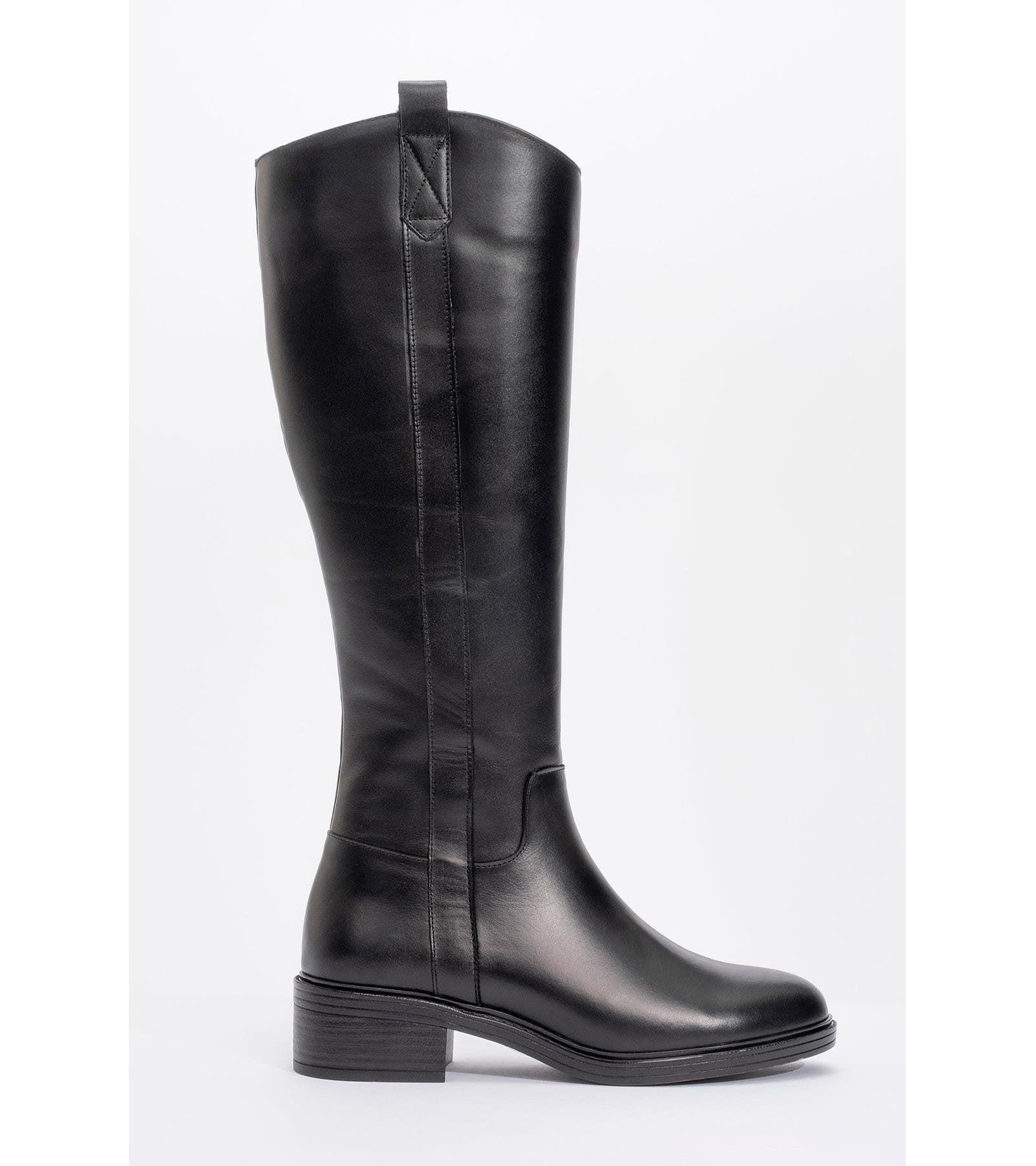 Forever & Always Shoes Acro Leather Boot (Women)
