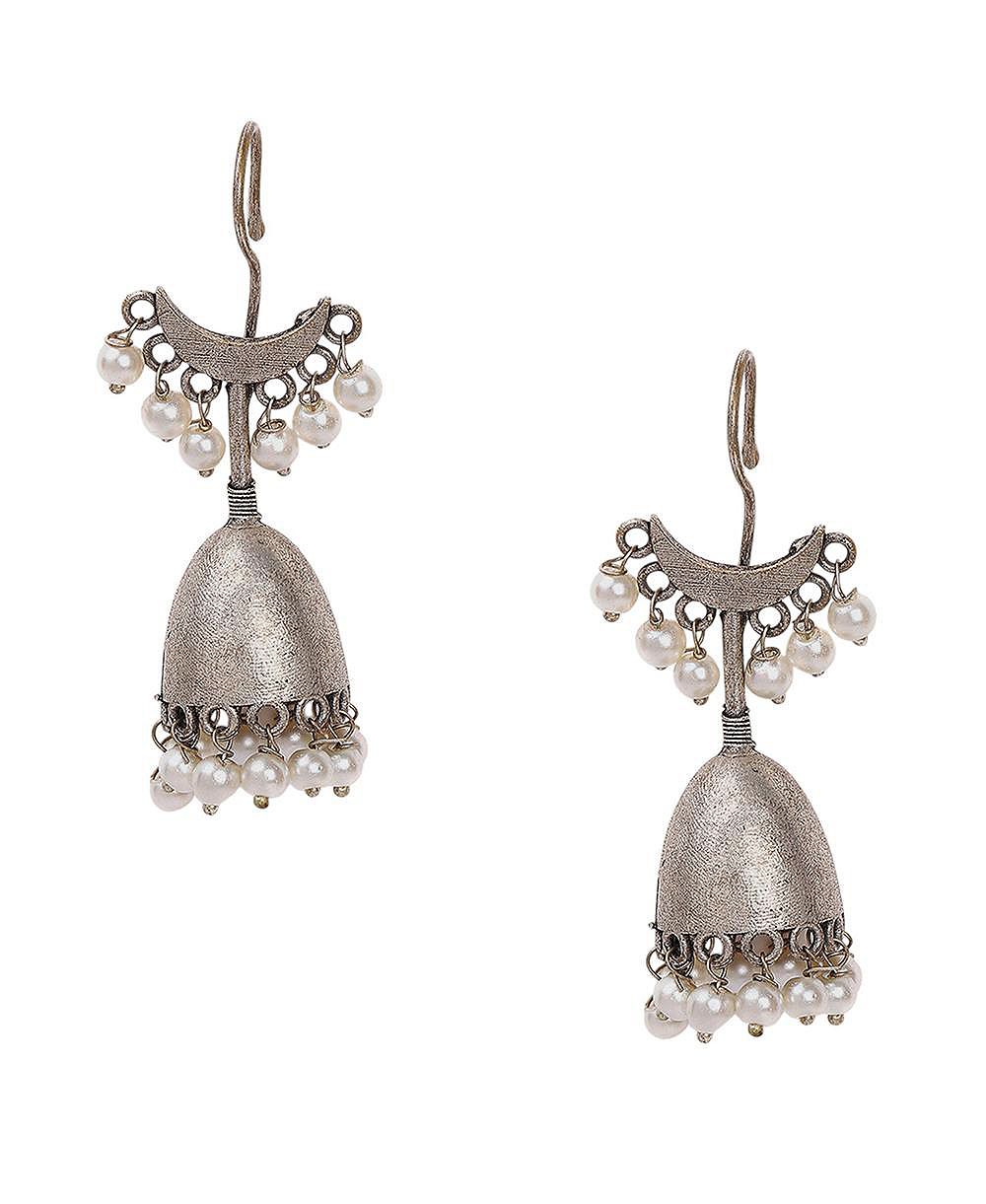 Серьги SOHI Oxidised Crescent Drop