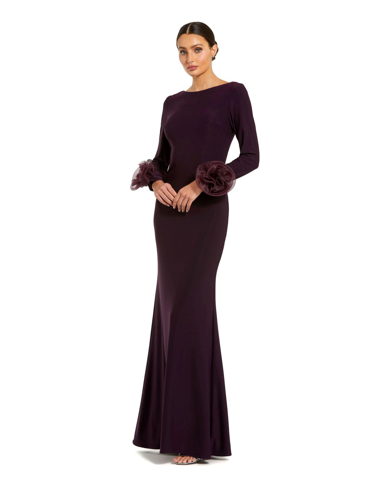 Женское вечернее платье Mac Duggal Long Sleeve Fitted Jersey Gown With 3D Flowers