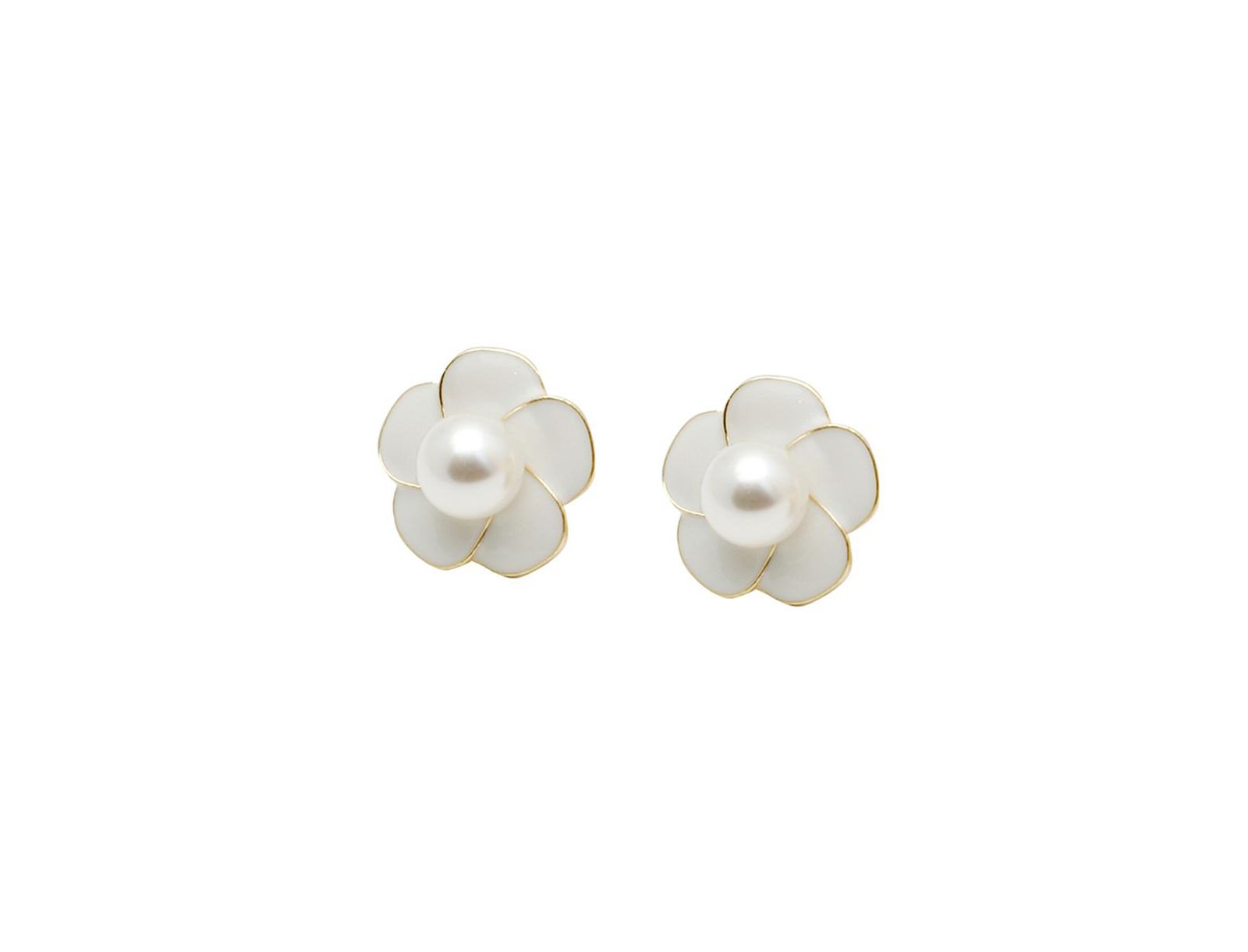 SOHI White Flower Stud Earrings
