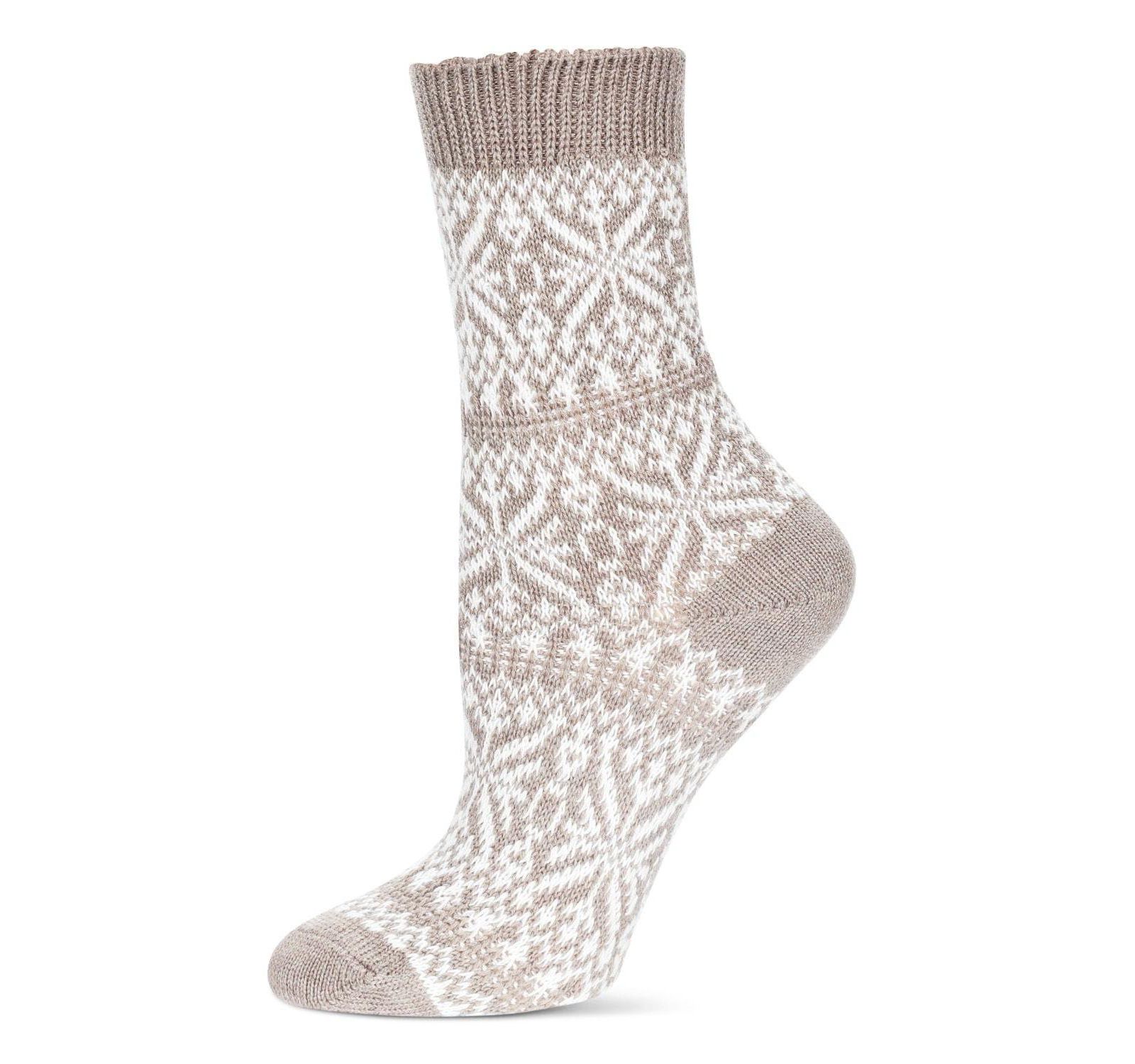 MeMoi Women's Traditional Cozy Snowflake Crew Socks