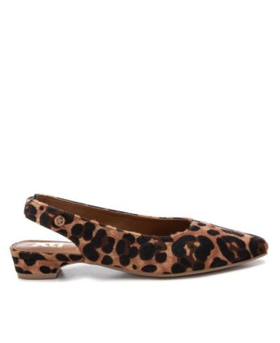 Xti Women's Tuxedo Flats