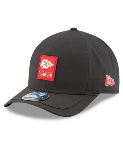 Мужская кепка New Era Men's Charcoal Kansas City Chiefs 2025 Sideline Cold Weather 9FORTY M-Crown Adjustable