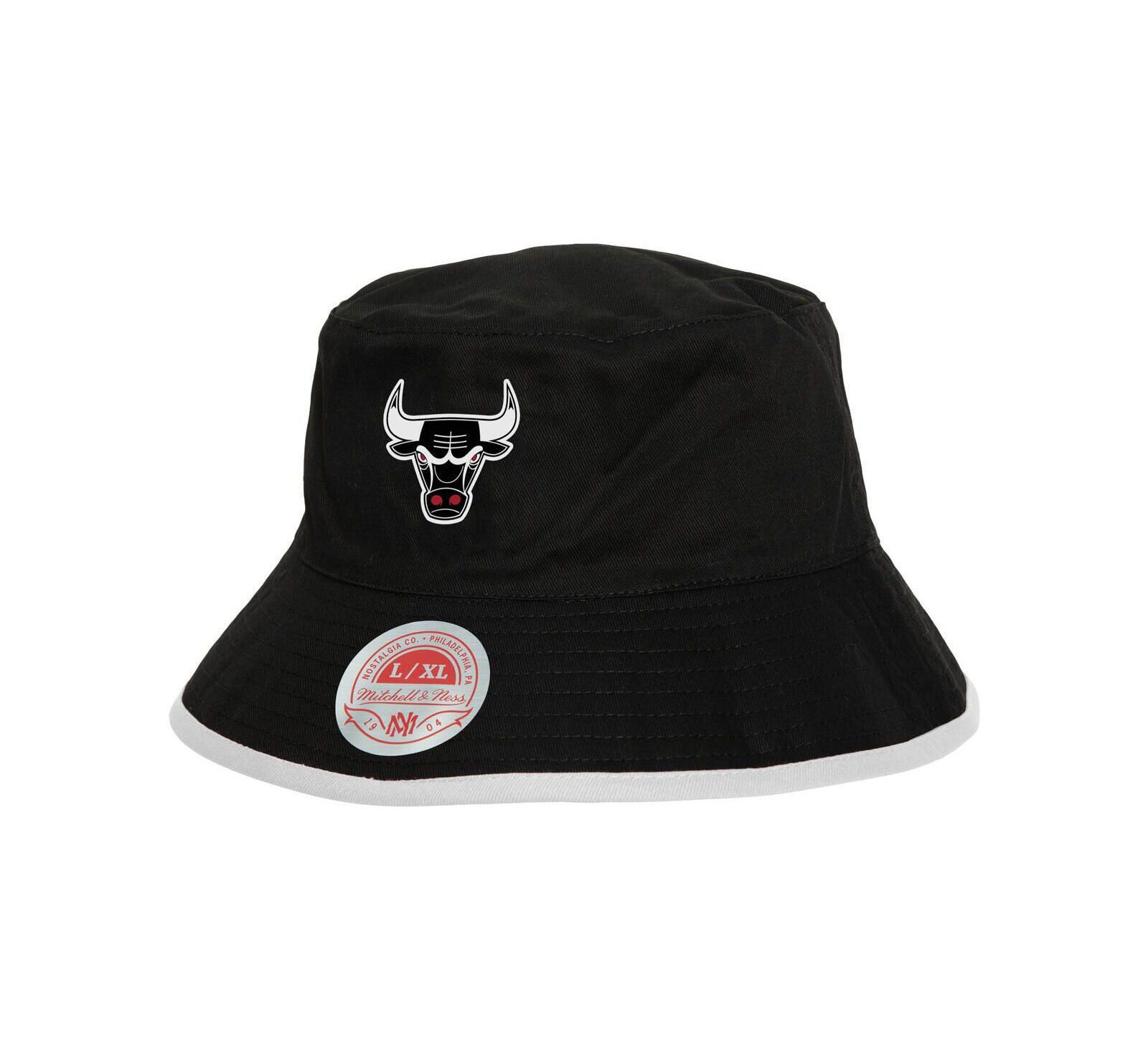 Mitchell & Ness Men's Black/Red Chicago Bulls Flip It Reversible Bucket Hat
