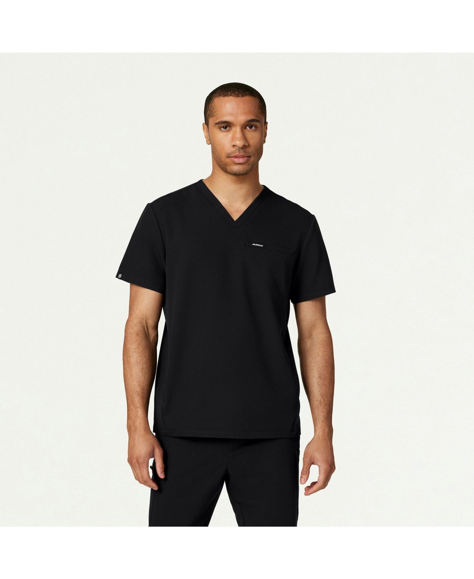 Медицинский топ Jaanuu Big & Tall Plus-Size Platt 3-Pocket Classic V-Neck Scrub Top