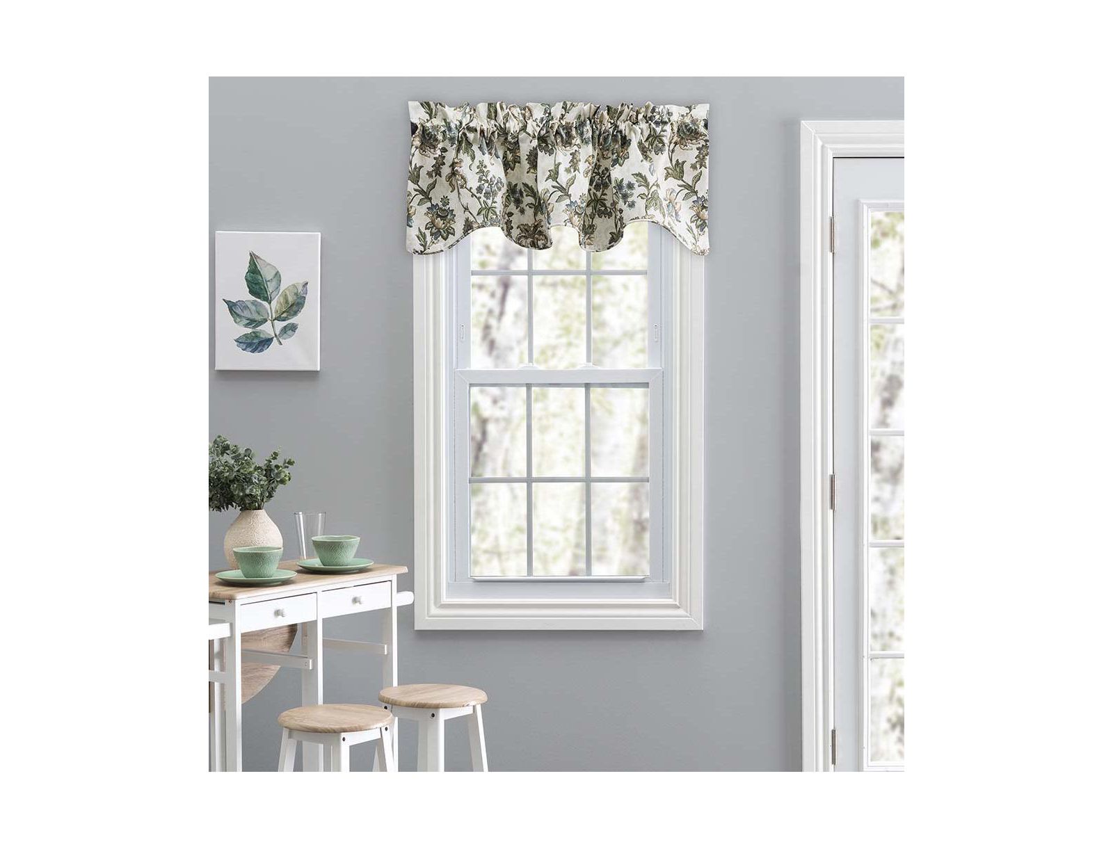 Ellis Curtain Madison Floral Design Printed Natural Ground 3" Rod Pocket Lined Scallop Valance 58" x 15" Blue