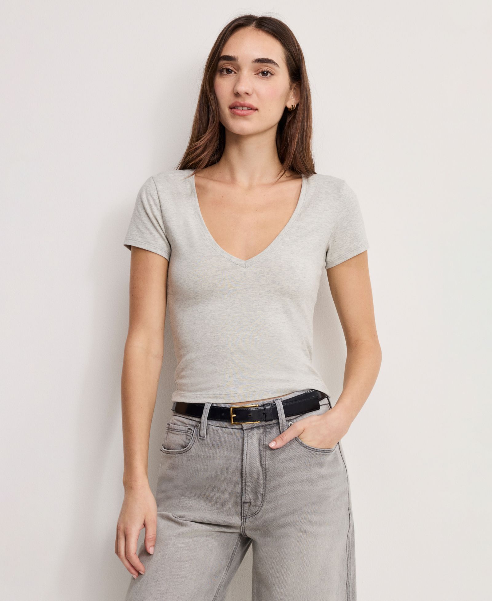 Good American Women's V-Neck Short-Sleeve Top