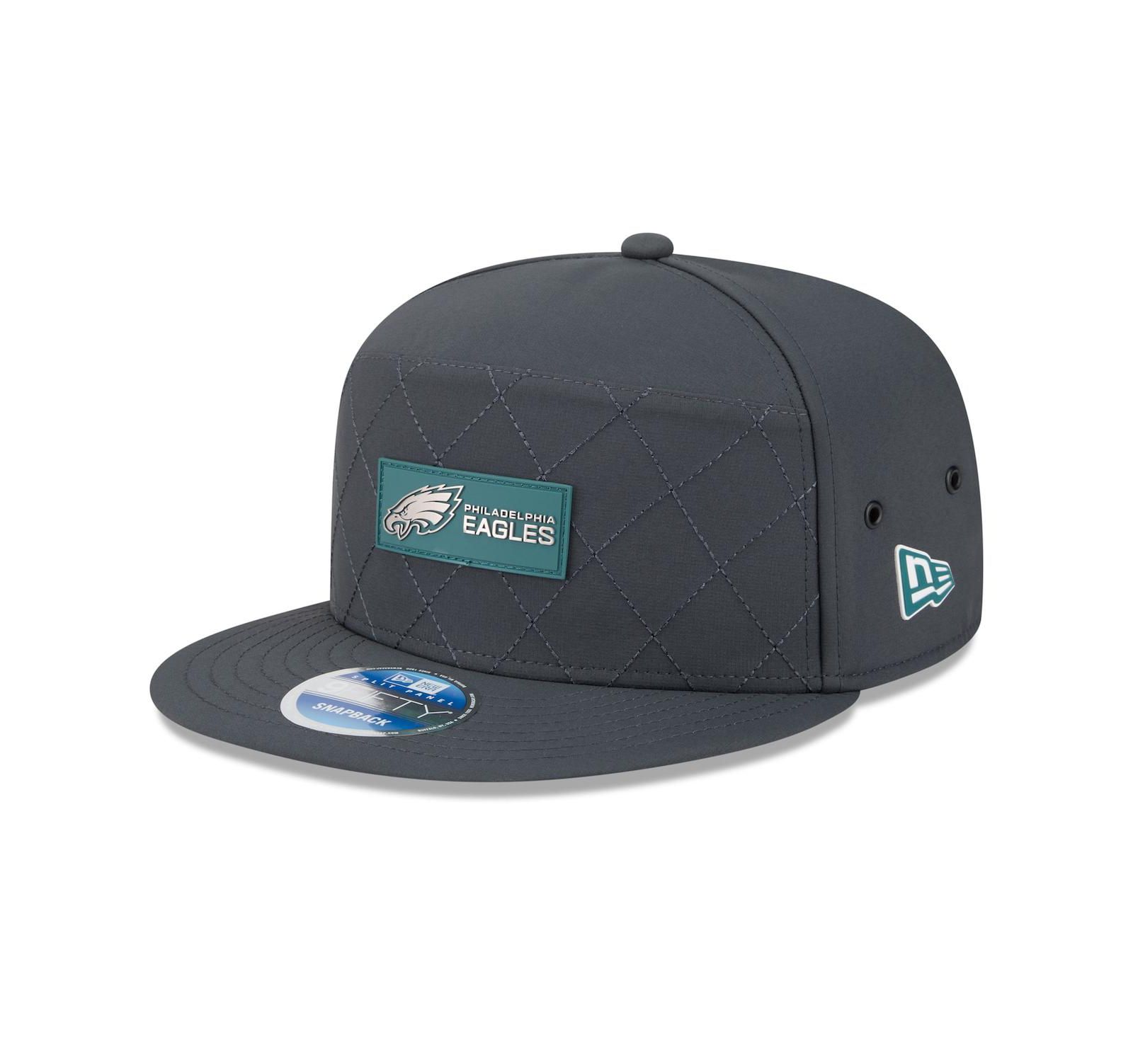 New Era Men's Charcoal Philadelphia Eagles 2025 Sideline Cold Weather Split Panel 9FIFTY Snapback Hat