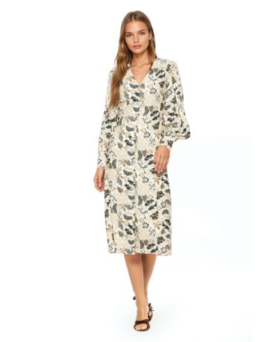 Ivory paisley