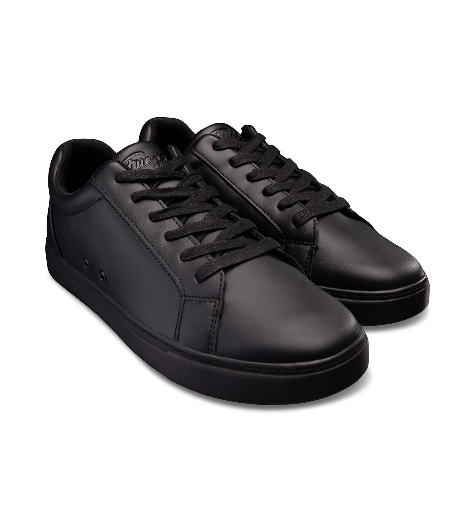 Men's All-black Low-top Sneaker