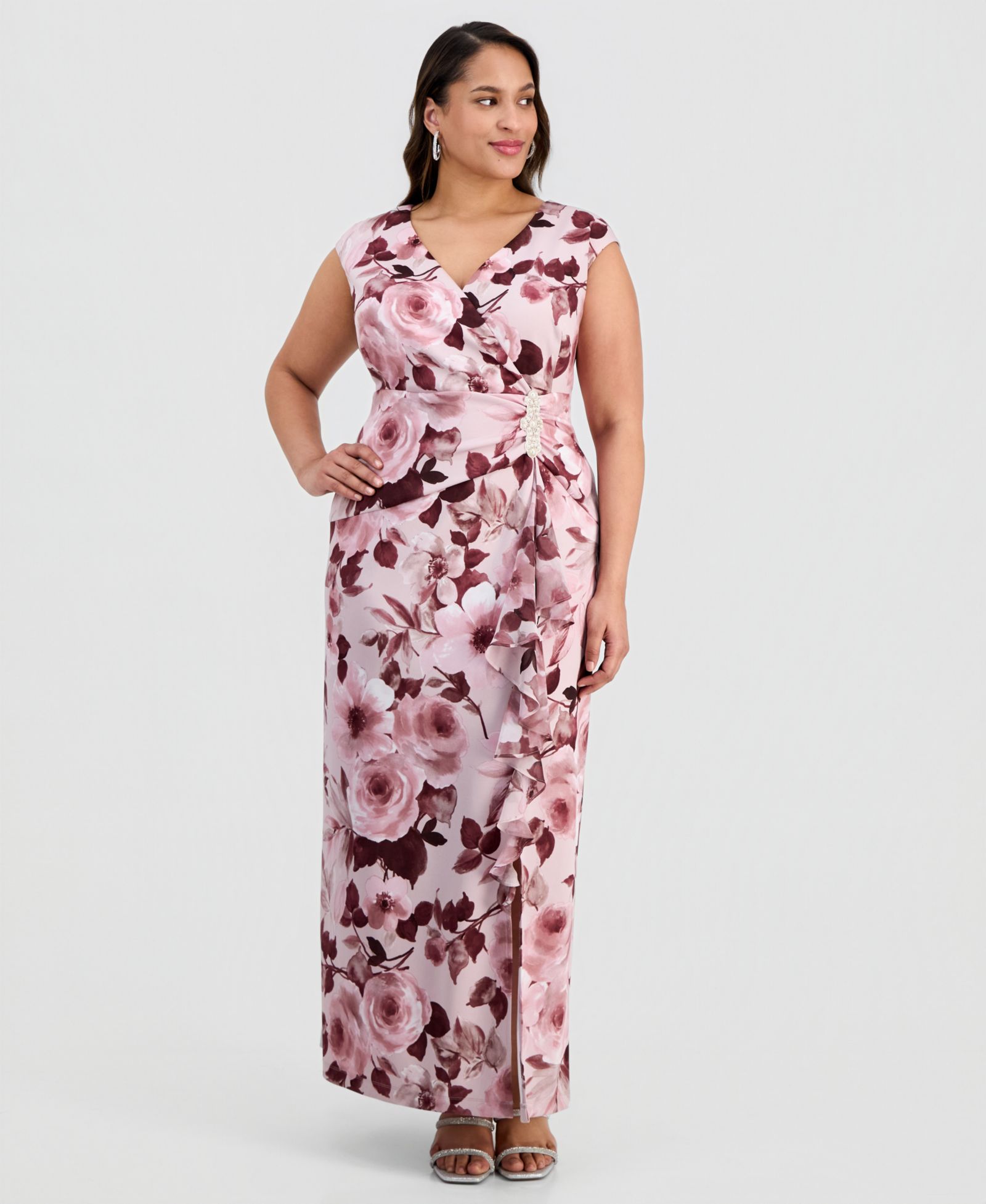 Connected Plus Size вечернее платье с цветочным принтом и запахом