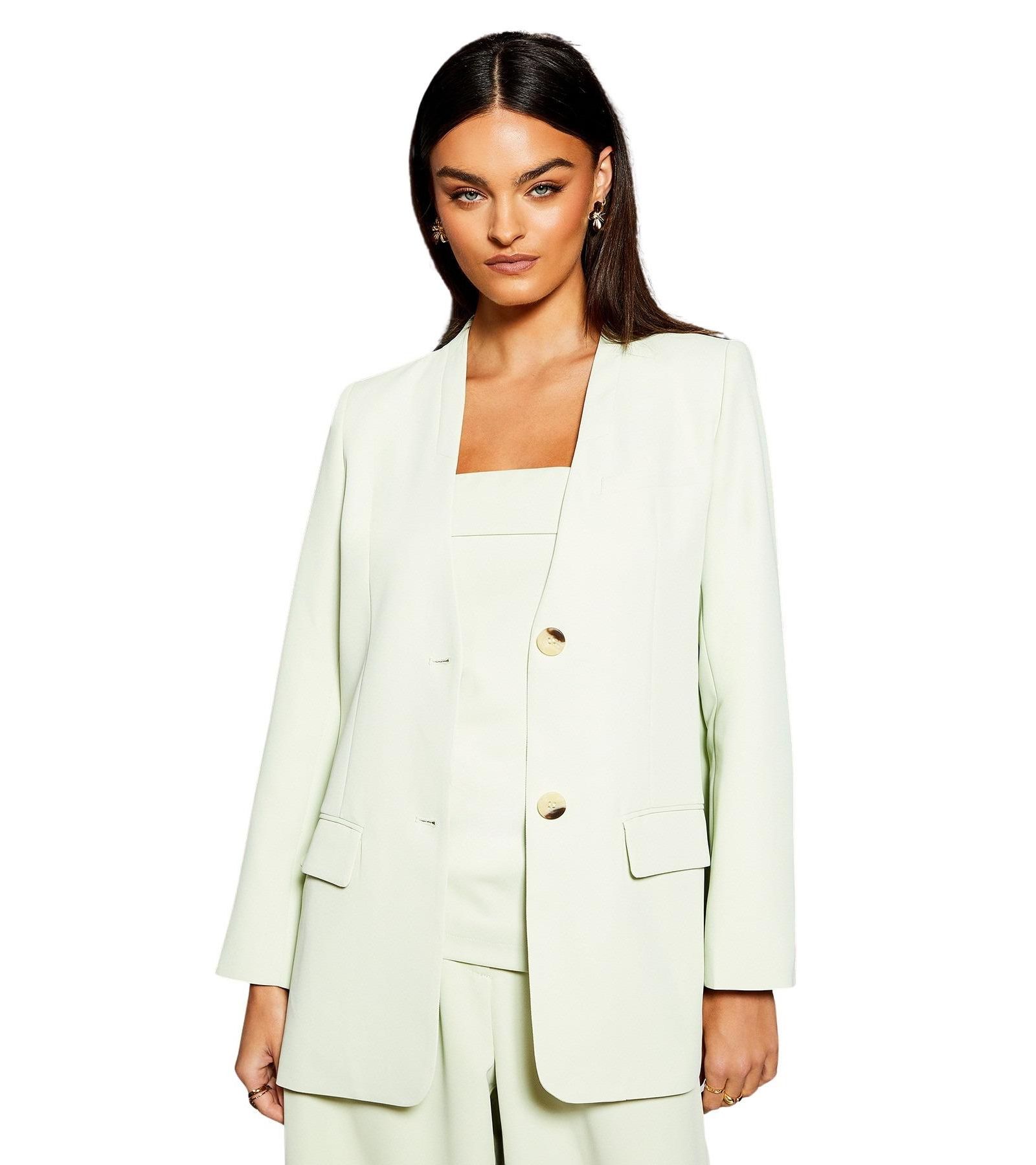 Warehouse Women's Runway Collarless Boxy Blazer