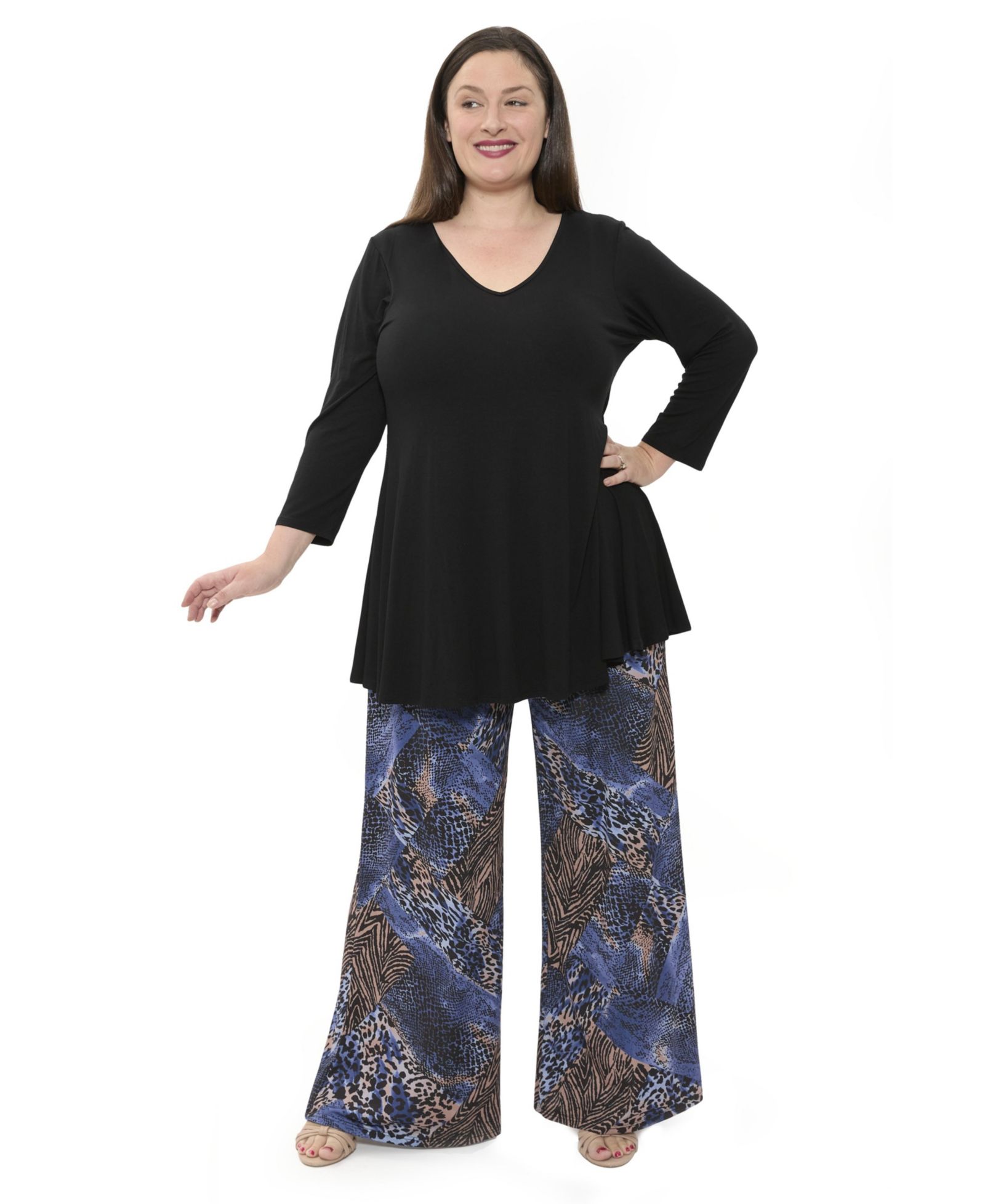 24seven Comfort Apparel Plus Size Animal Print V-Neck Long-Sleeve Swing Tunic Top and Pant Set
