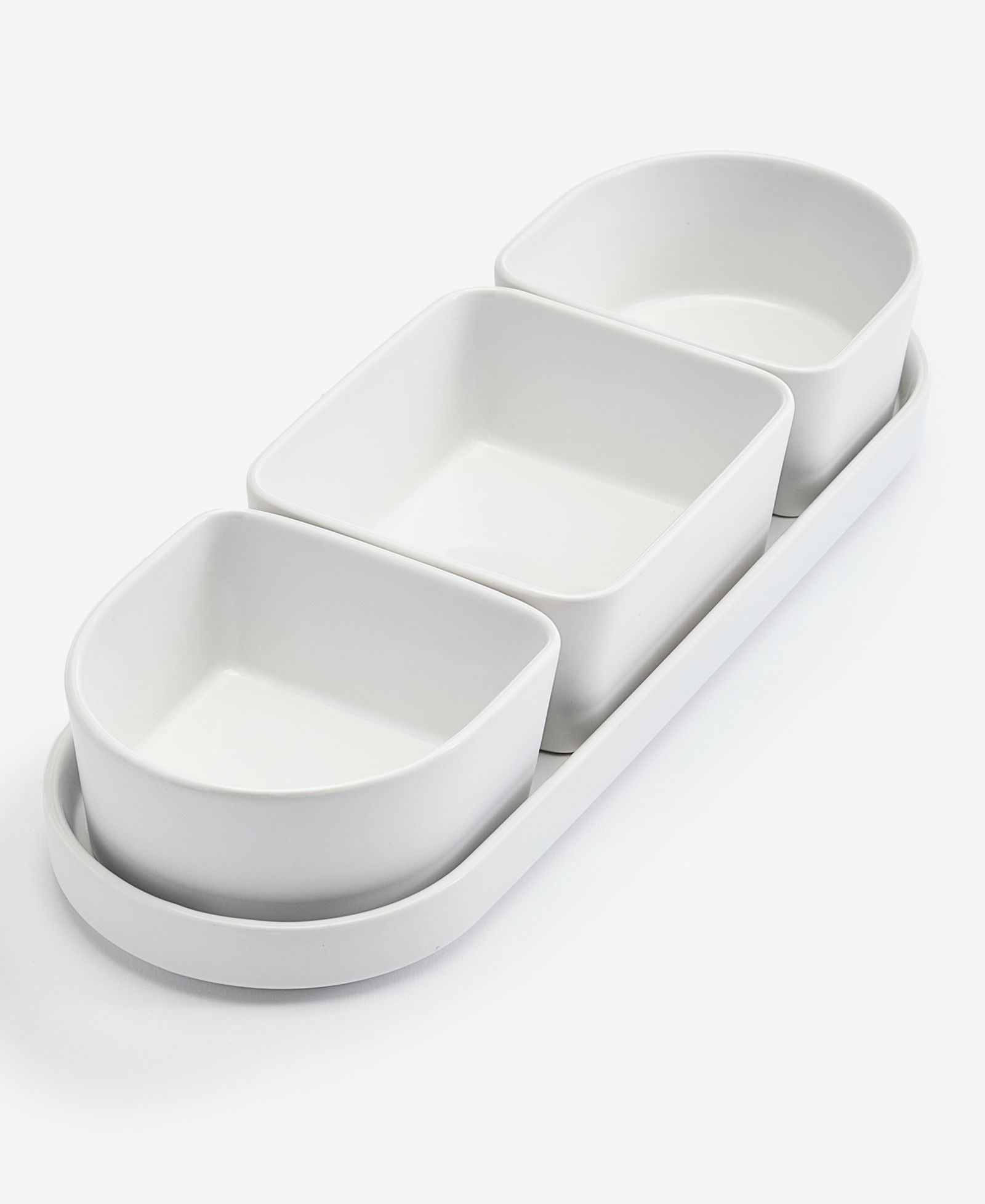 Сервировочная тарелка The Cellar Morgan Matte Ceramic 4-Pc. Section