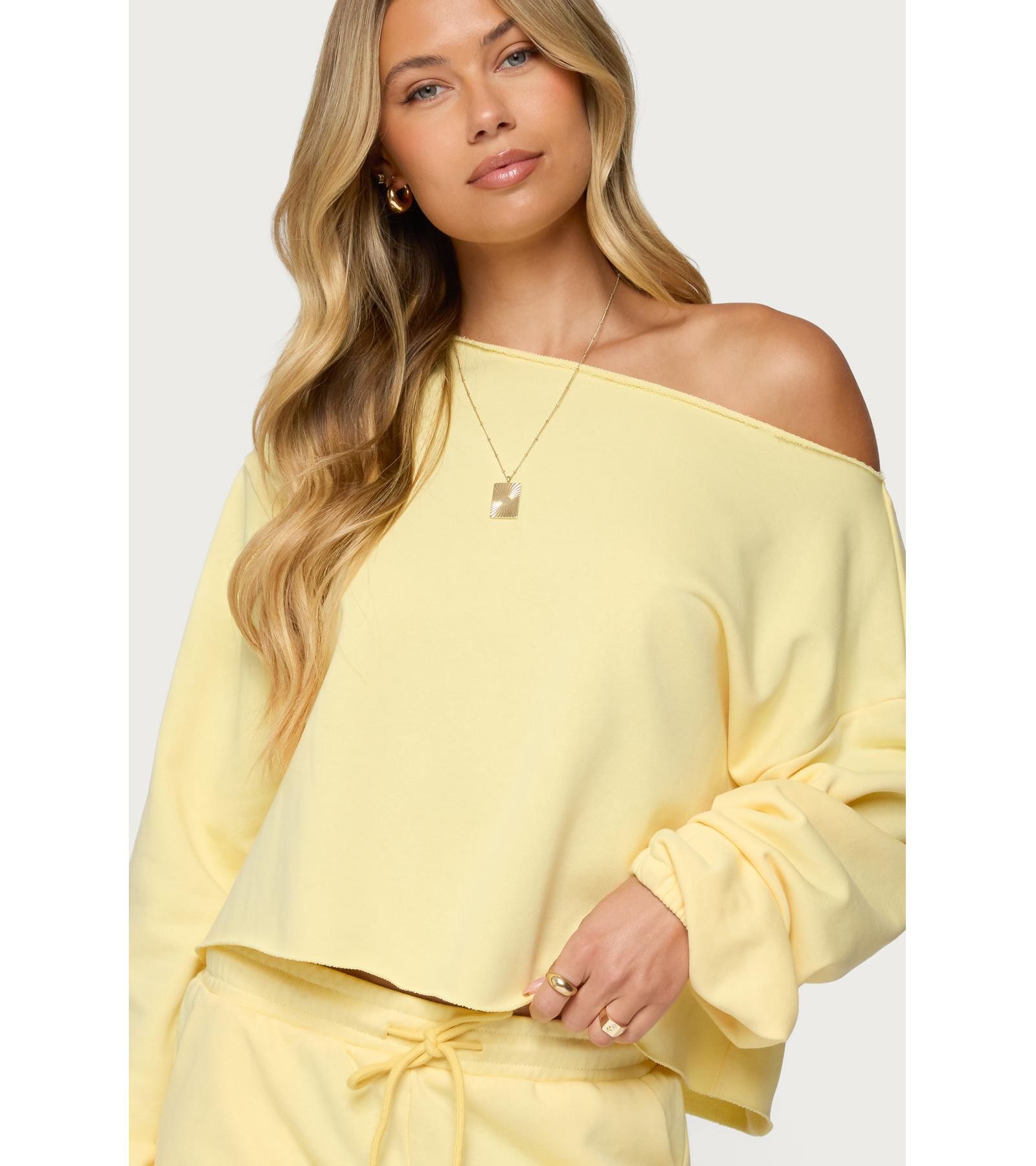 Edikted Women's Kordelia Off Shoulder Sweatshirt