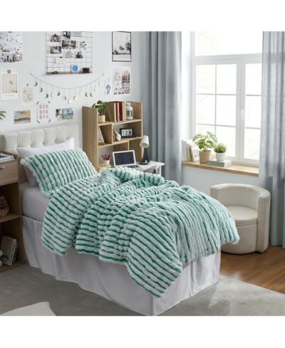 Ocean green