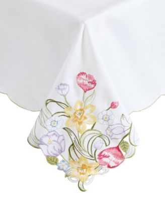 Elrene Daffodil Blooms Cutwork Tablecloth, 60" x 84"