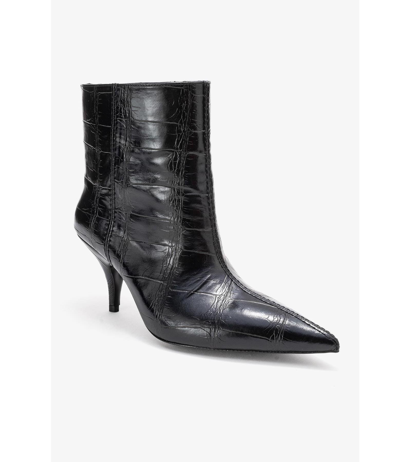 Prologue Shoes Women's Brivelle Pointed Toe Boot
