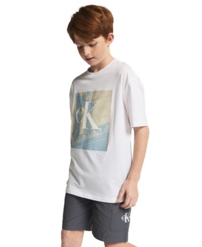 Детская футболка Calvin Klein Boys' 8-20 Brooklyn Bridge Crewneck
