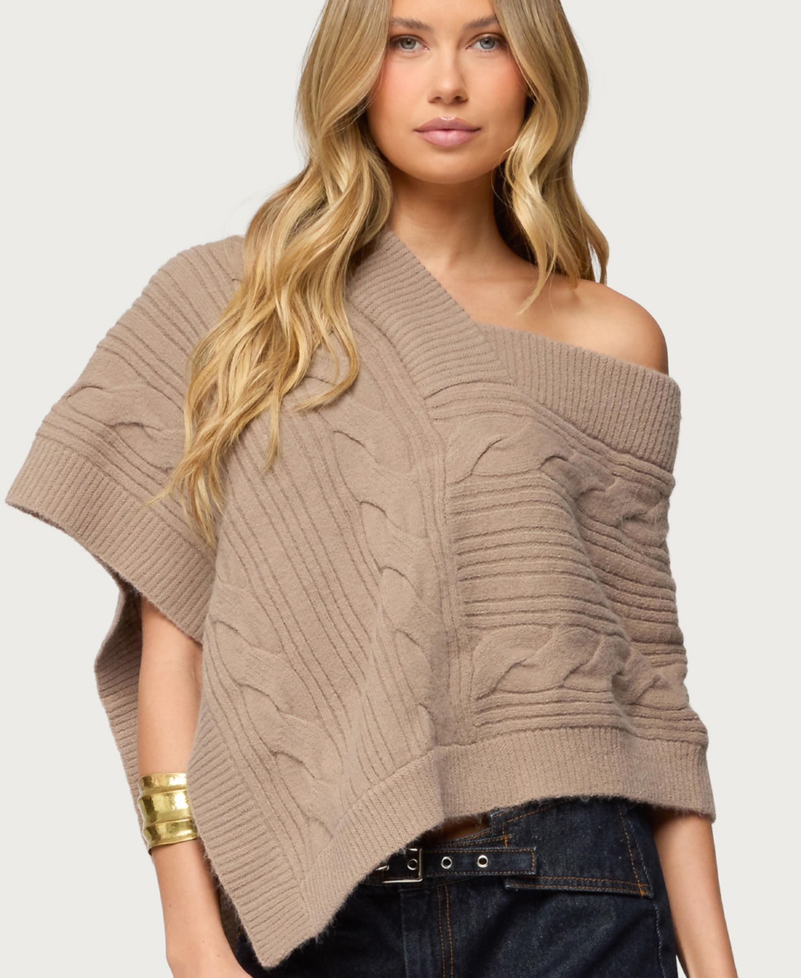 Edikted Women's Vickey Cable Knit Poncho