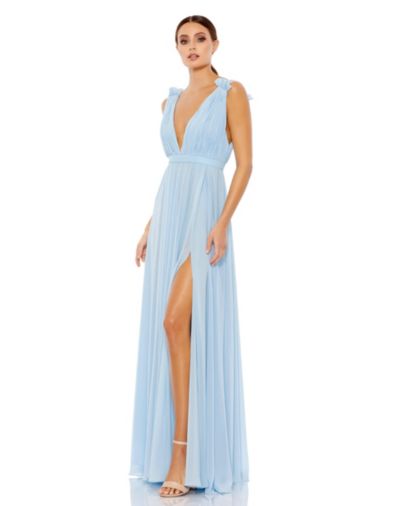 Mac Duggal Women's Ieena Pleated Chiffon Sleeveless V-Neck Gown