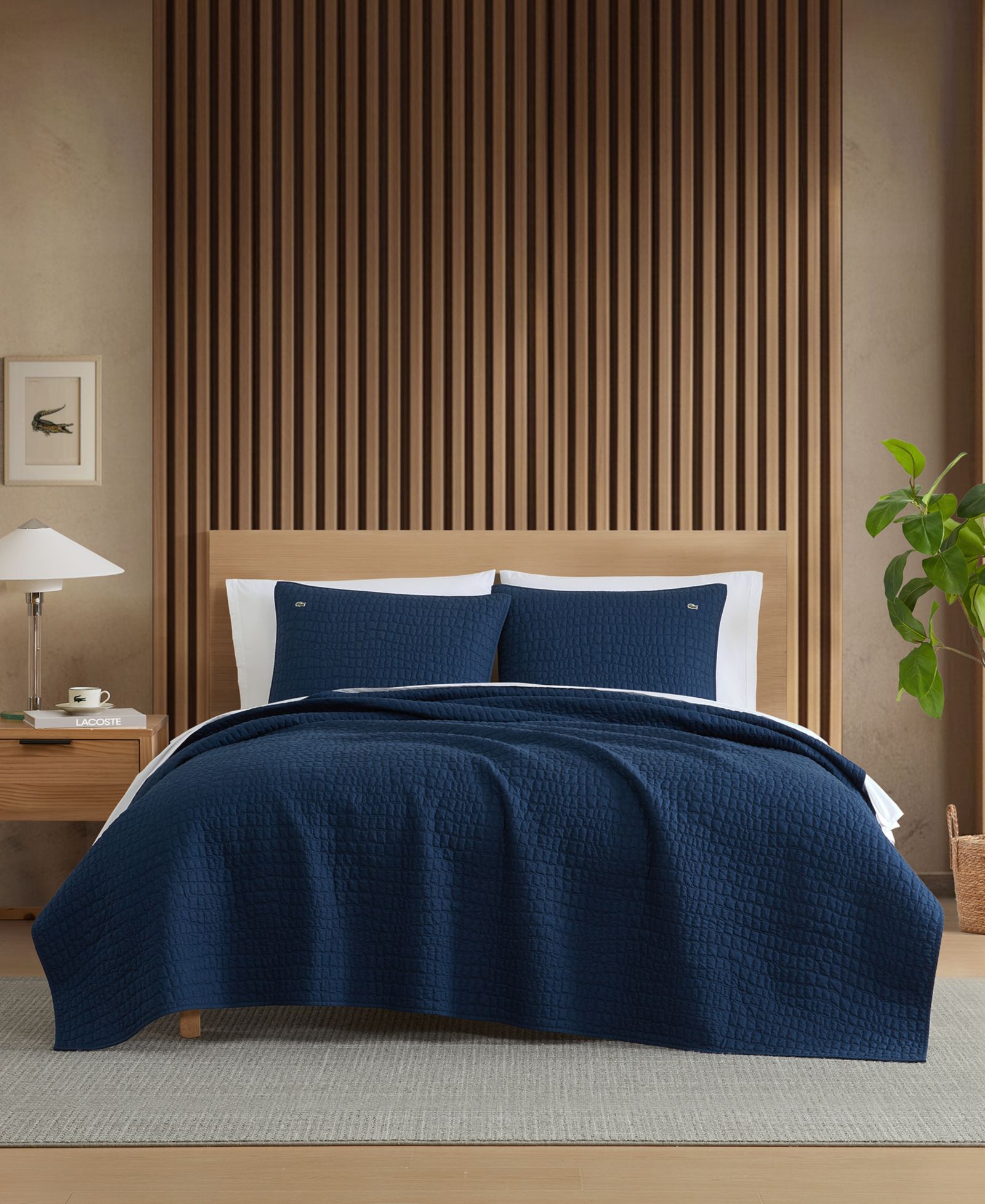 Комплект постельного белья Lacoste Home Croc Scale Cotton 3-Pc. Quilt Set, King