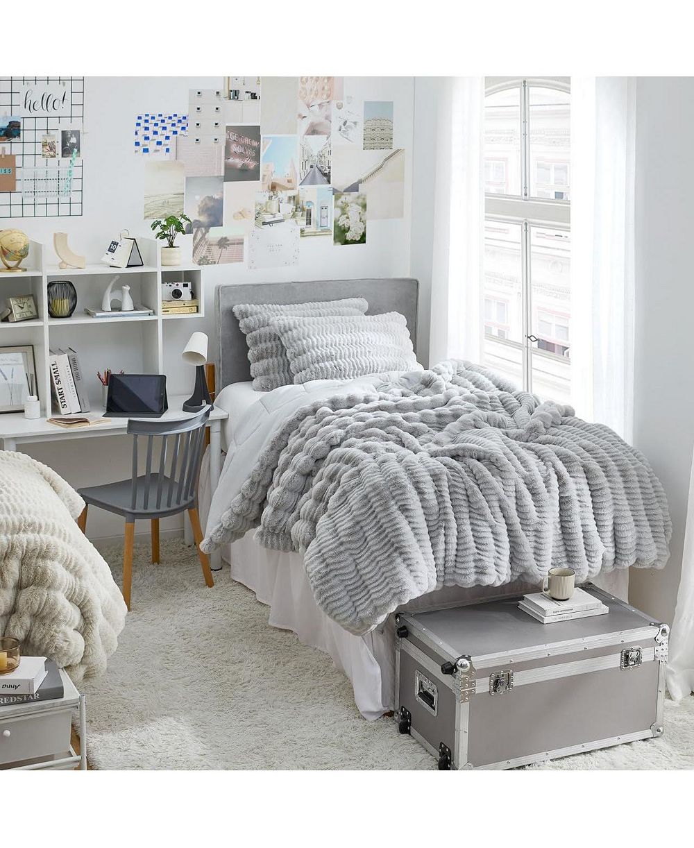 Coma Inducer Chunky Bunny Peak of Cozy Oversized Comforter одеяло Coma Inducer